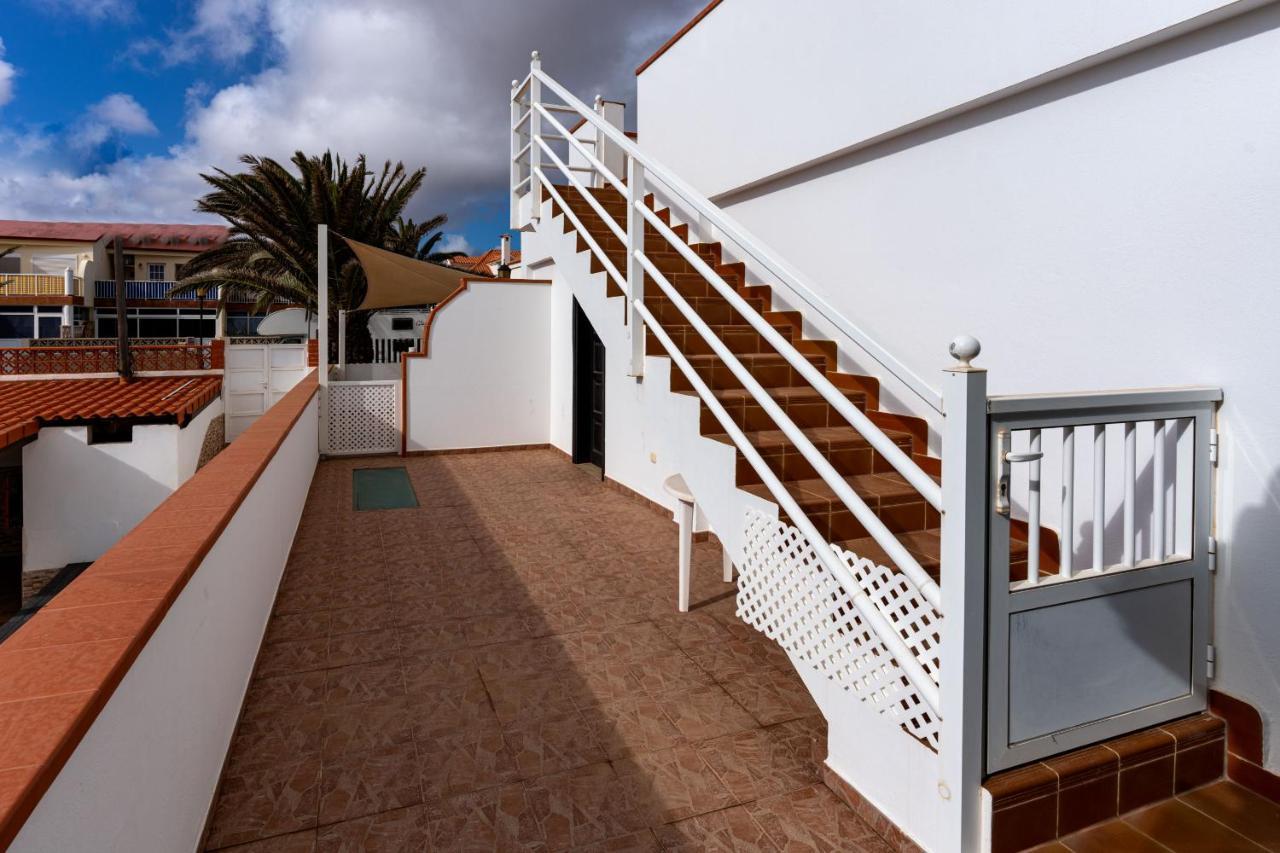Villa Marina II Beachfront Corralejo By Holidays Home Exterior photo
